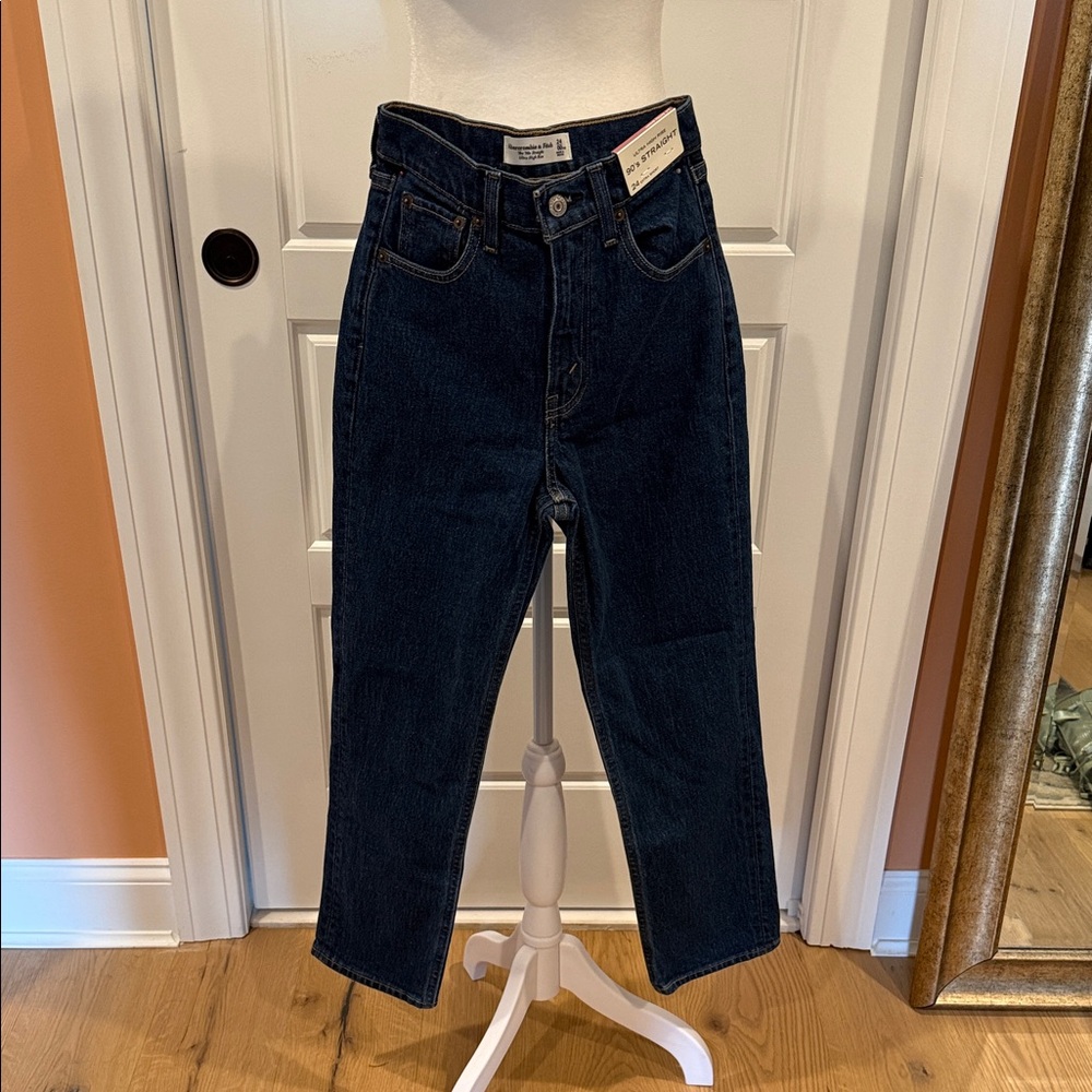 NWT Abercrombie & Fitch Straight Leg Jeans - Dark Blue